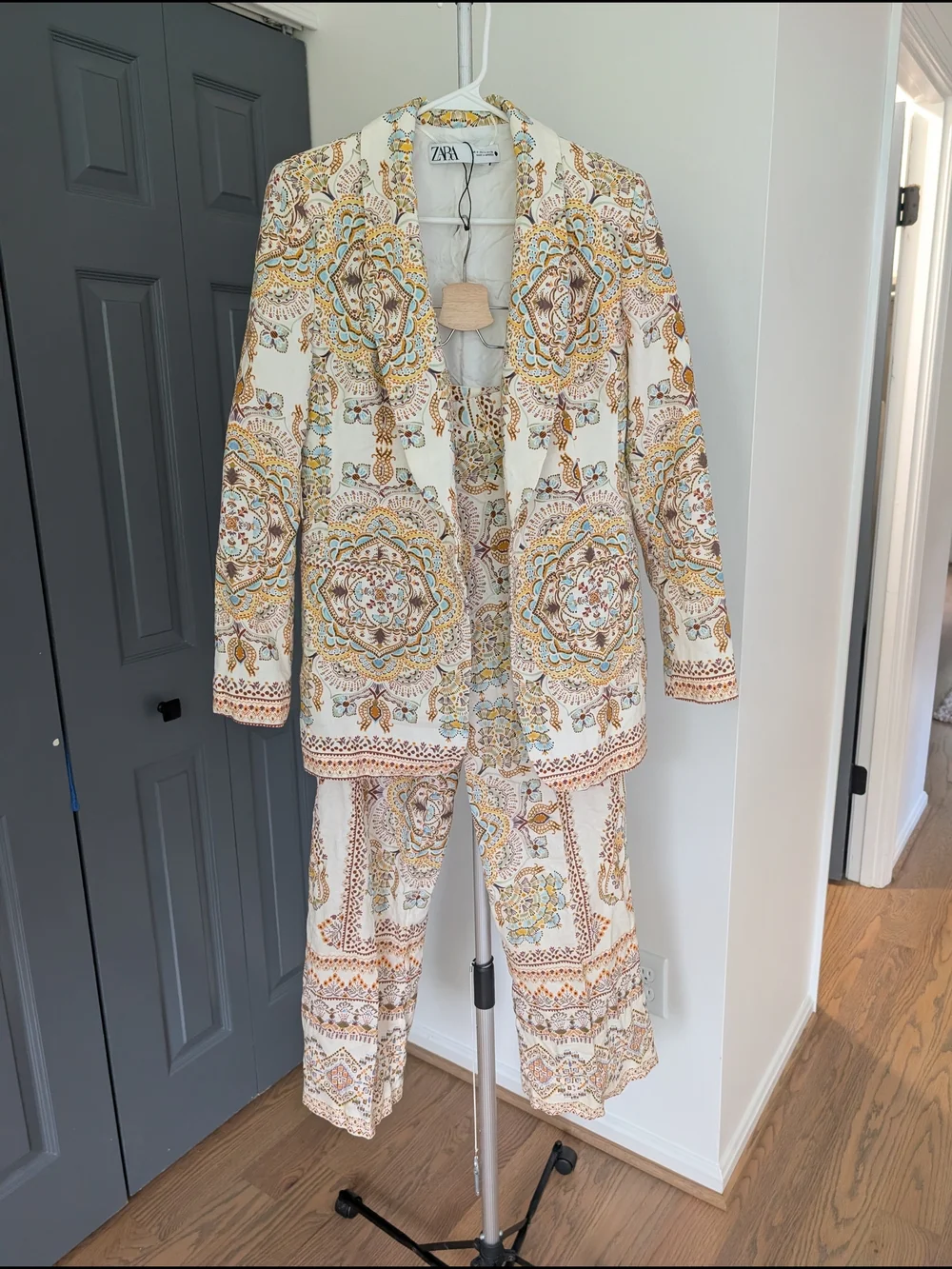 2 Pieces Zara Printed Linen Set/ Suit